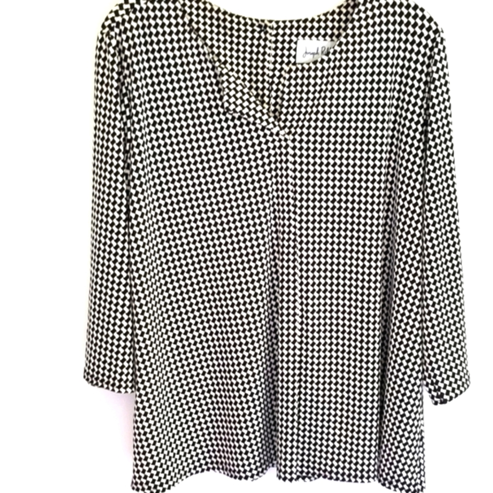 Joseph Ribkoff black and white blouse